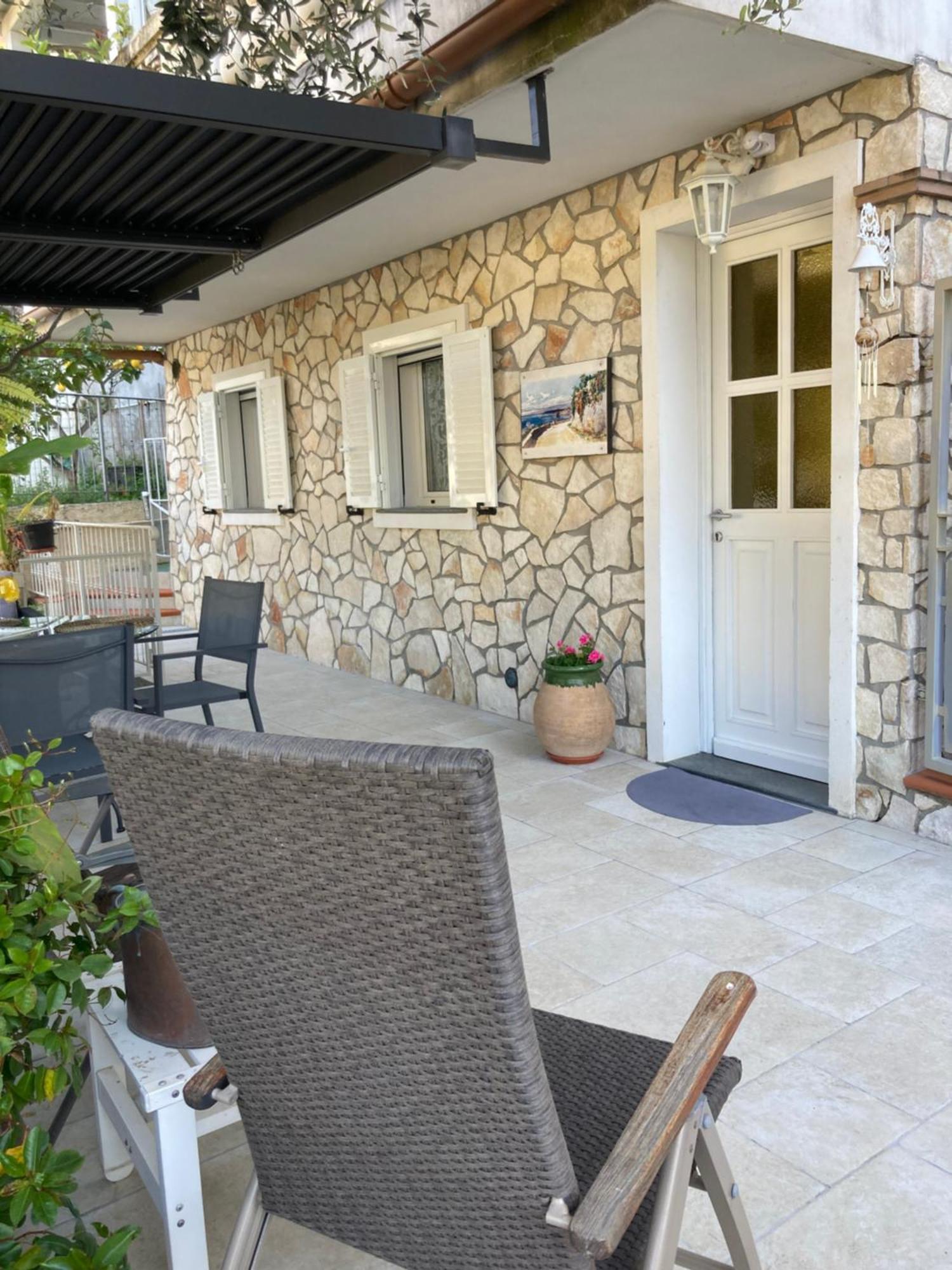 Studio Villa La Cigale Avec Grande Terrasse Menton Luaran gambar